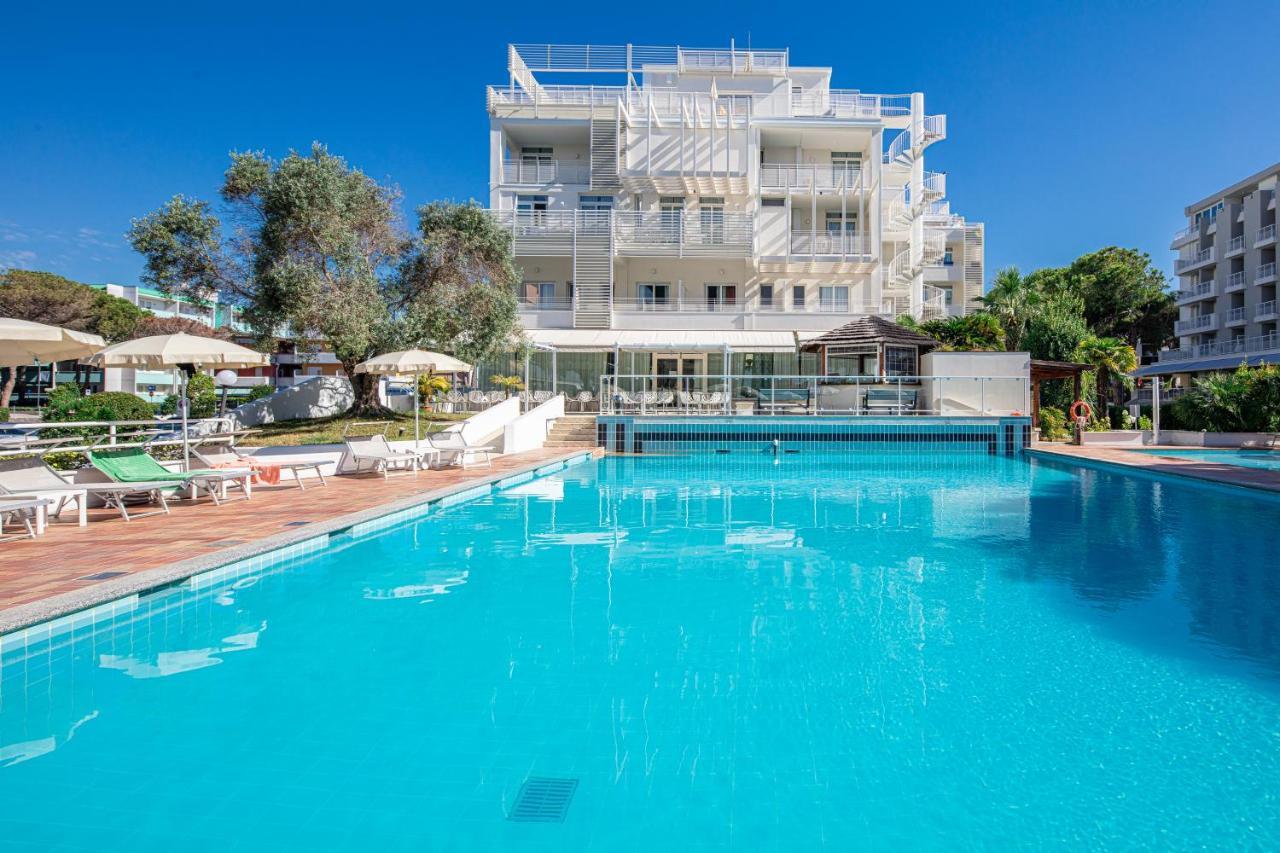 Hotel Bembo Bibione Eksteriør bilde