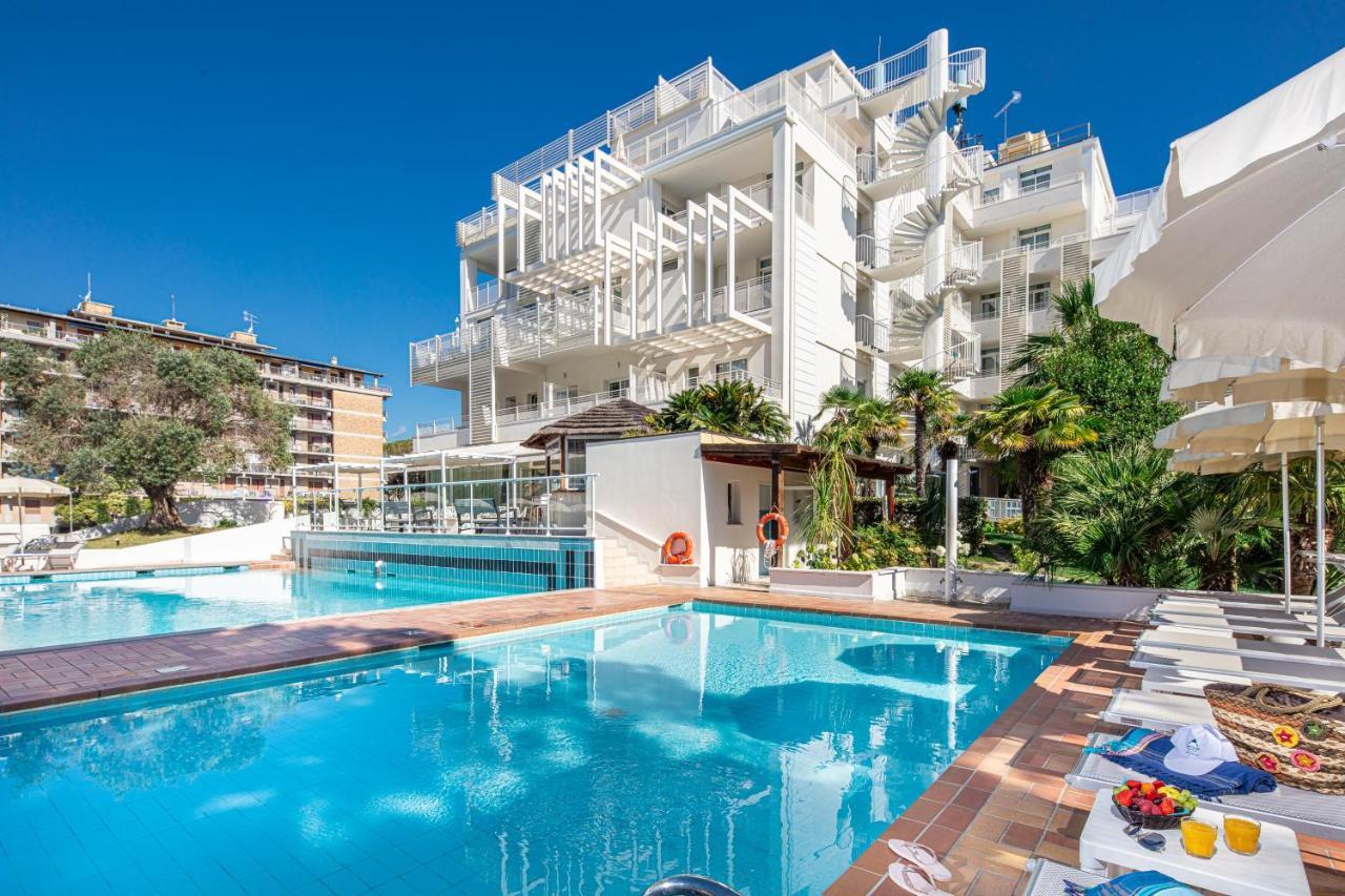 Hotel Bembo Bibione Eksteriør bilde